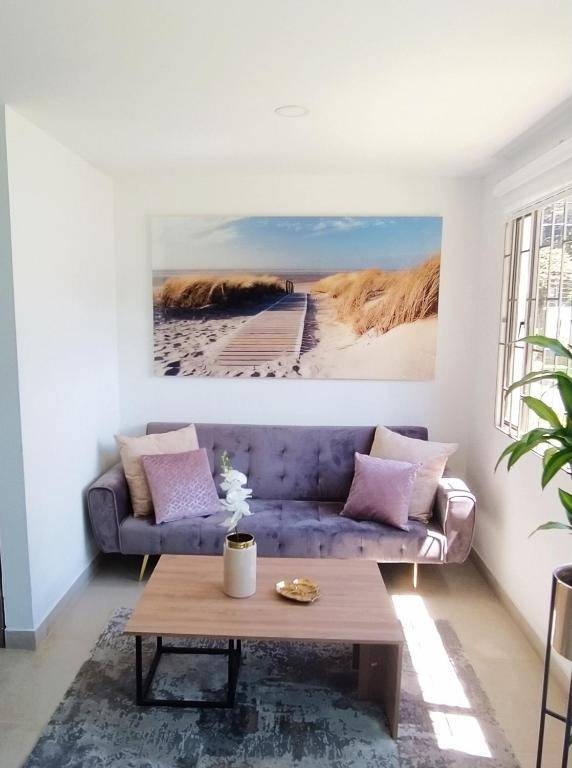 6 Apartaestudio independiente Cedritos