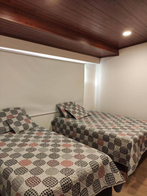 acogedor Hostal usaquen la parada del tren