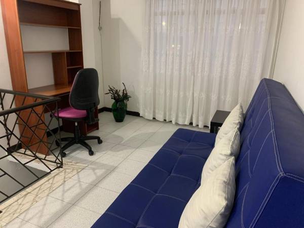 Casa amplia cerca del cc Titan Plaza