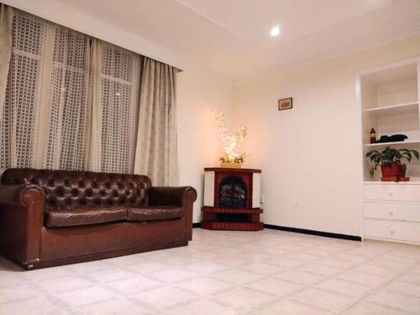 CASA HOTEL MODELIA REAL