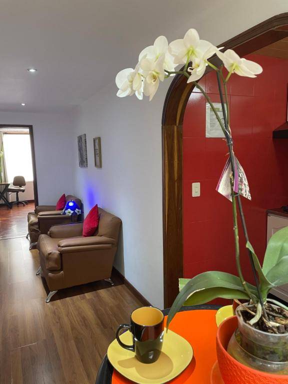 Apartamento Privado Santa Bárbara Central