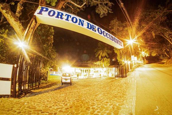 Hotel Porton de Occidente