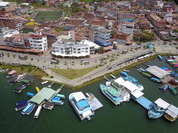 Hotel Portobelo Guatape