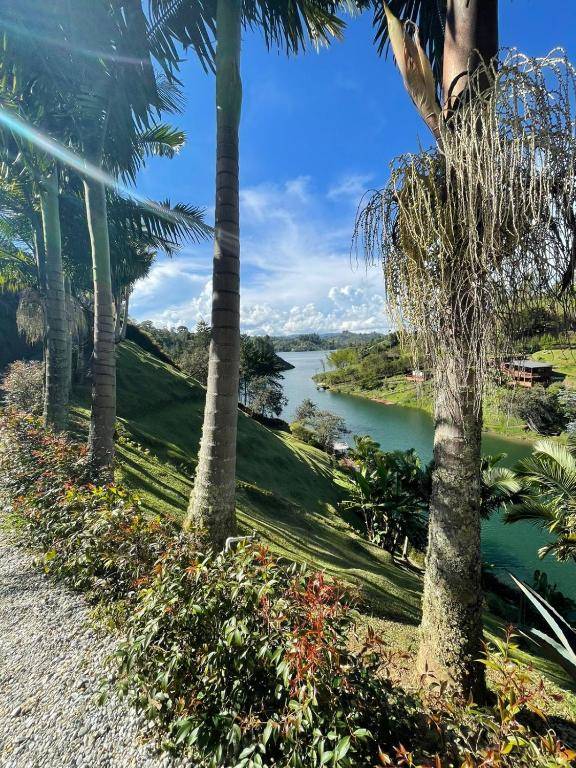 Acogedora cabaña en el Peñol