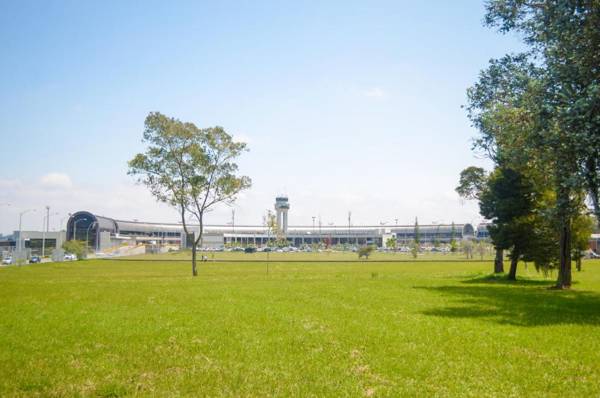 Hotel Llanogrande Airport