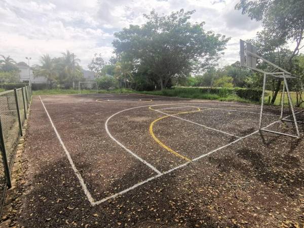 Casa Quinta con Piscina en Melgar - Casa Muner