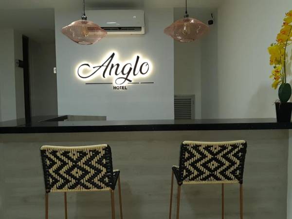 Hotel Anglo