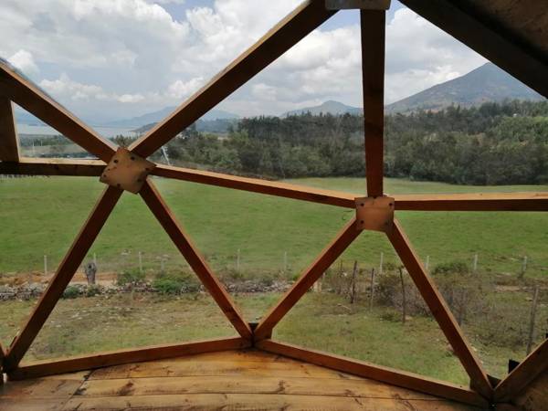 Cabañas el mirador del tomine