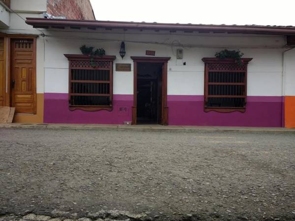 Hostal Famihotel Fundadores