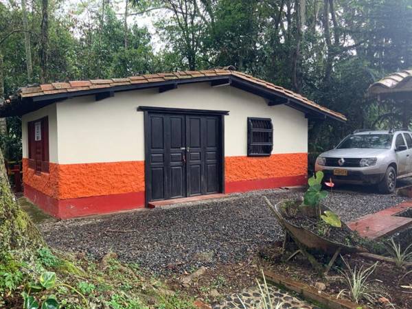 Compostela cabaña privada (private cabin for rent)