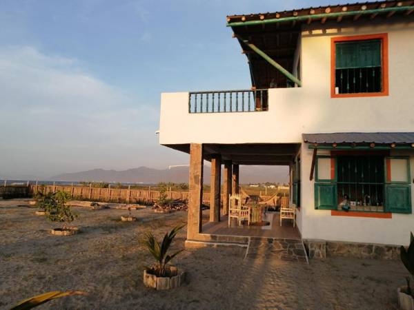 CASA CHEVERE BEACH