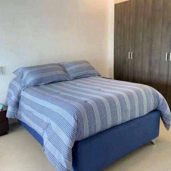 Apartamento con Piscina y Vista al Mar en San Andres
