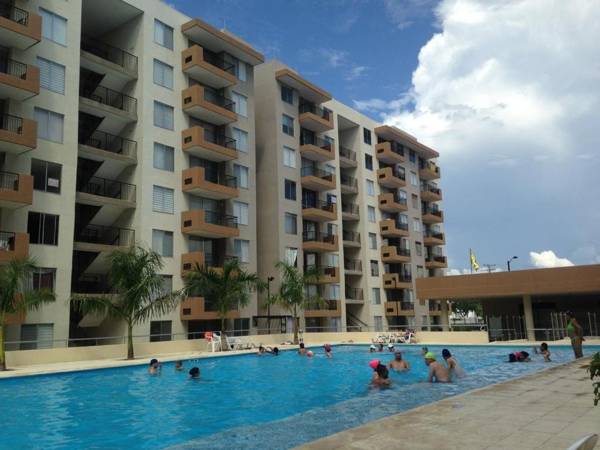 Apto Peñalisa Ricaurte Girardot Vista a la piscina!!