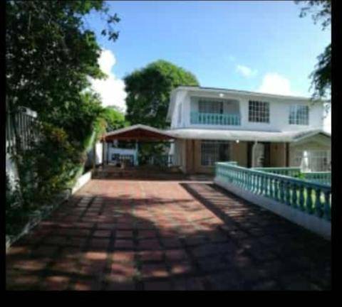 Hostal Queen Elizabeth