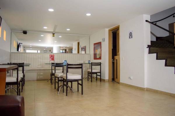 Hotel Confort 80 Castellana