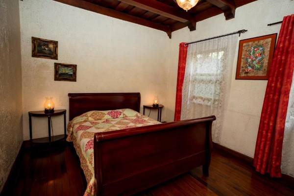 Casa de Piedra Escazú