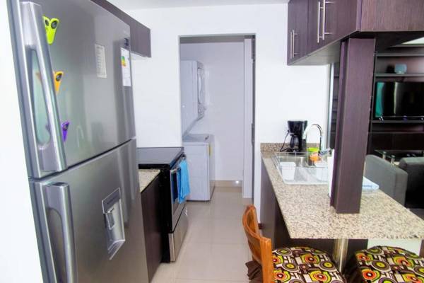 Lujoso condominio con lavadora y secadora S. José