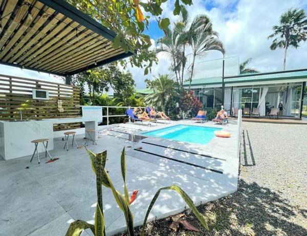 Casa Cristal Pérez Zeledón Costa Rica