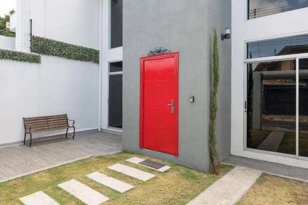 Corazon Escalante awesome location Unique style Secure Walk