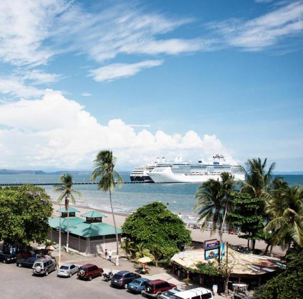 Hotel Puntarenas Beach