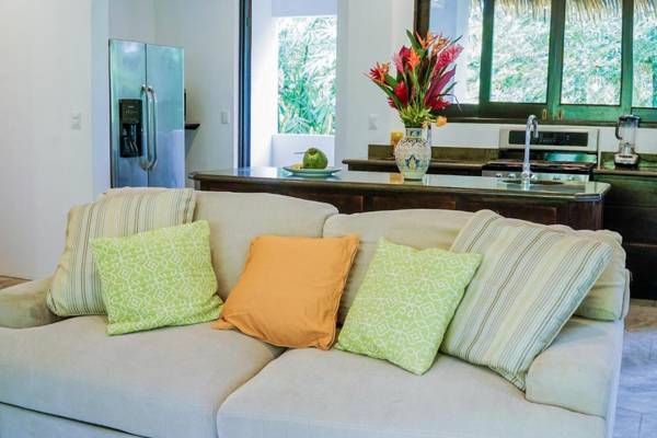 Makara Toucan Suite / 2nd Floor