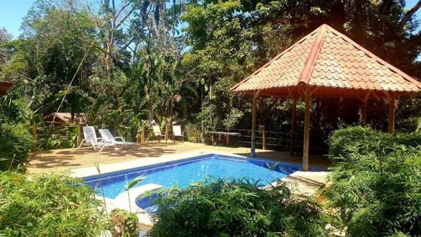 Cabinas Costa Tropicana