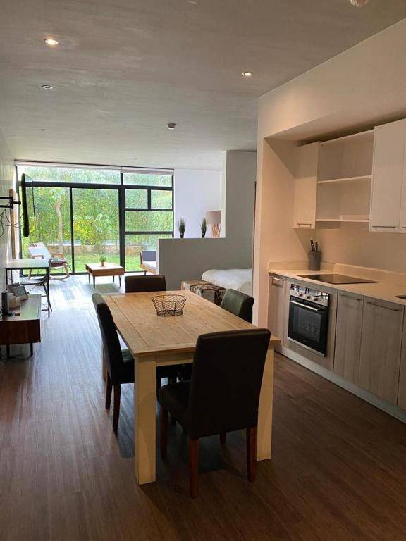 The Train Suites Santa Ana