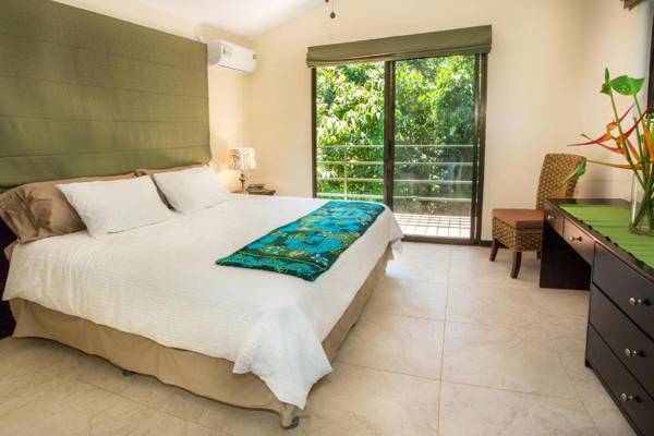 Tropical Paradise Villa - Beautiful Pool Surrounded by Nature and Wildlife!