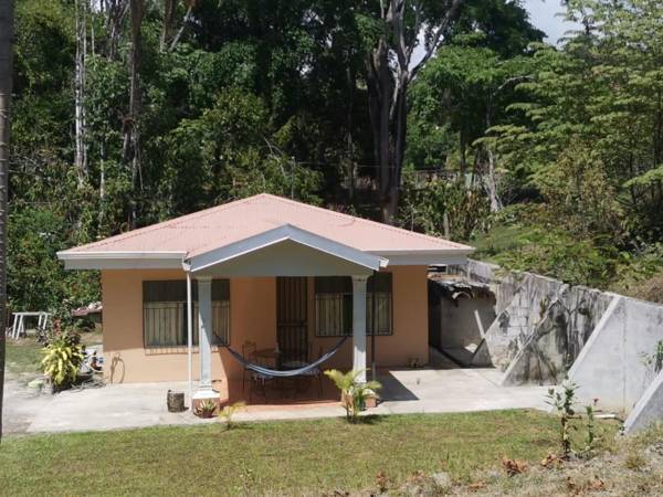 Alma del bosque Vacation Home and apartments