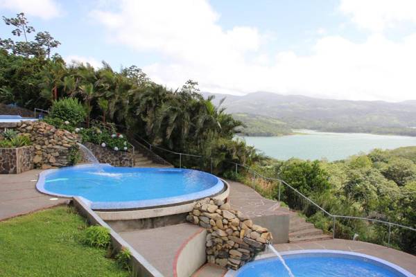 Lake Arenal Condos