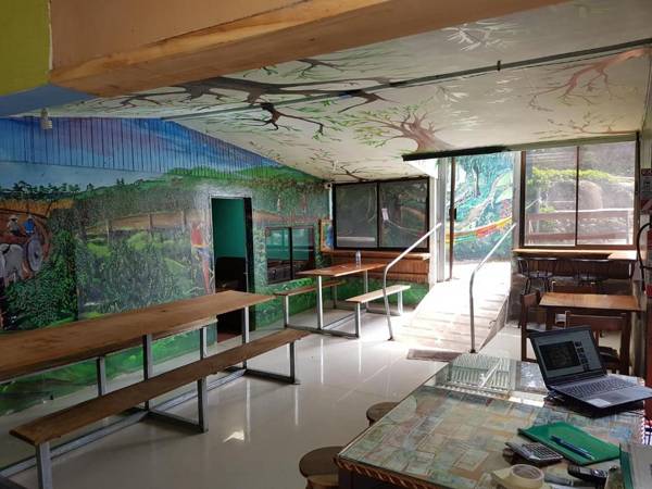 Monteverde Backpackers