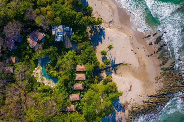 Hotel Nantipa - A Tico Beach Experience