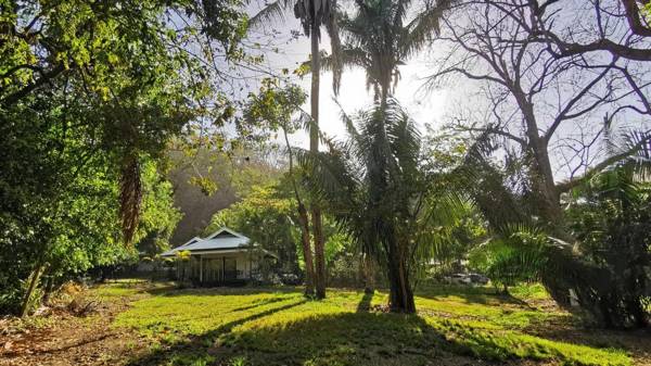 Armadillo Eco Bungalows