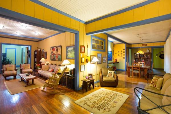 AQUIARES COFFEE FARM CASA HACIENDA LA ESPERANZA