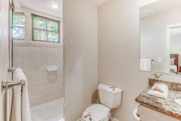 Pacifico Townhouse 102