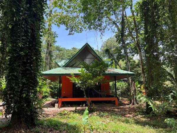 Casa Cacao en Playa Chiquita a 5 min de la playa