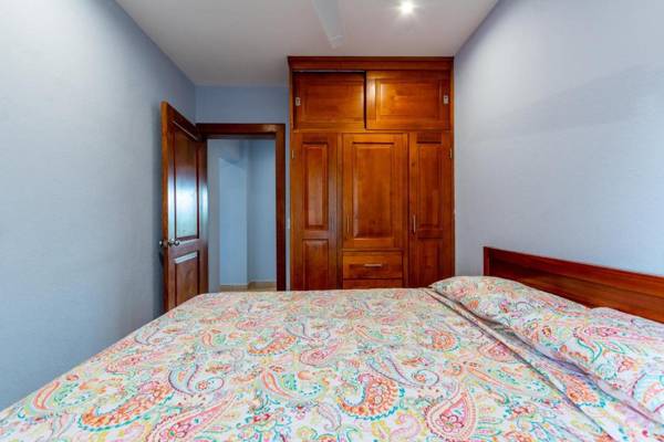 Omega 1 Flamingo 2 Bedroom Ocean-View Condo with Pool