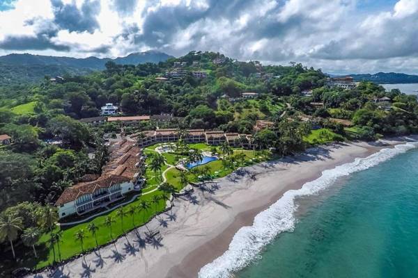 Exclusive - secluded spot on Flamingo Beach - sleep to the sound of the surf