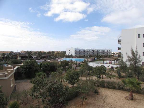 BCV Private 2 Bed Apartment With Pool 8003