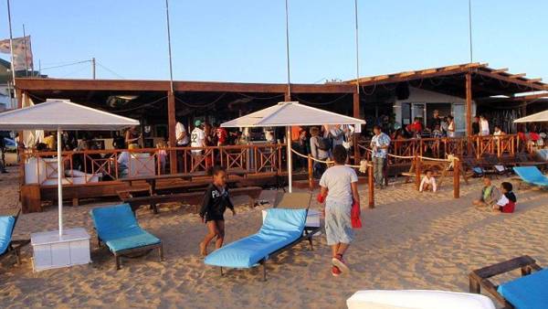 Bright apartment second beach line