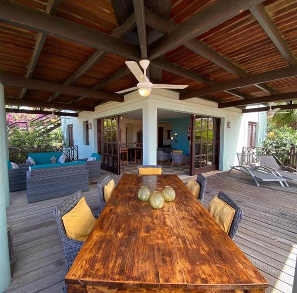 Blue Bay BEACH Villa 27 3-min beach-pool-golf