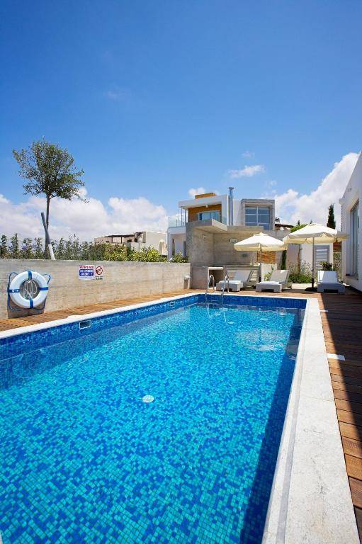 Luxury Cyprus Villa Marine Villa Private Pool Sea Front 1 BDR Paphos