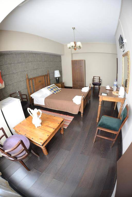Kipros Accommodation