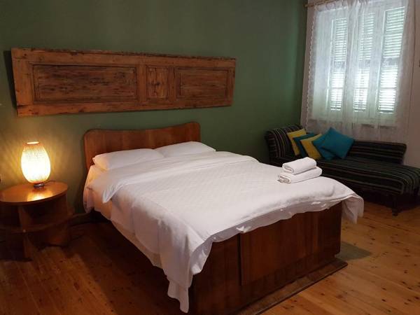 Ines Guest House