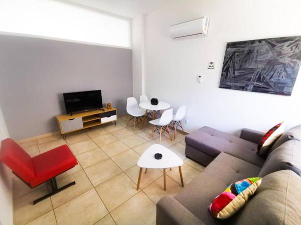 FlipFlop CItyCenter Apartment