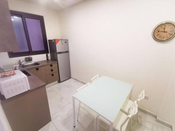 The  White Pearl Apartment