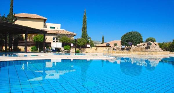 1 bedroom Apartment Selene with communal pool Aphrodite Hills Resort