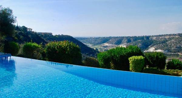 4 bedroom Villa Kourion with private pool Aphrodite Hills Resort