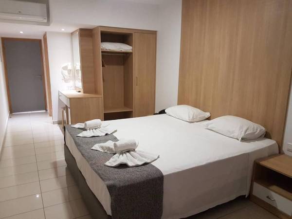 Nicholas Color Hotel