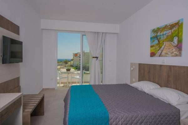 New Famagusta Hotel & Suites